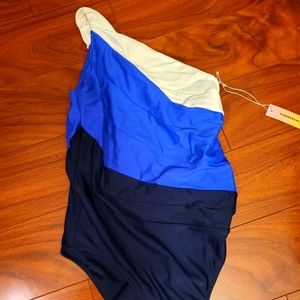 NEW WT Summersalt Sidesteroke size 10